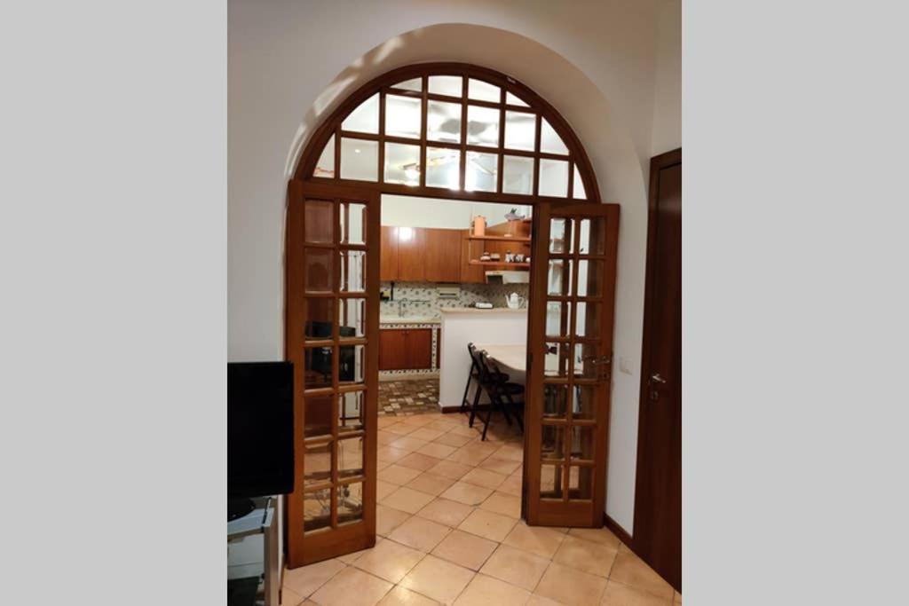 Lanza Tomasi - Centre * Roma