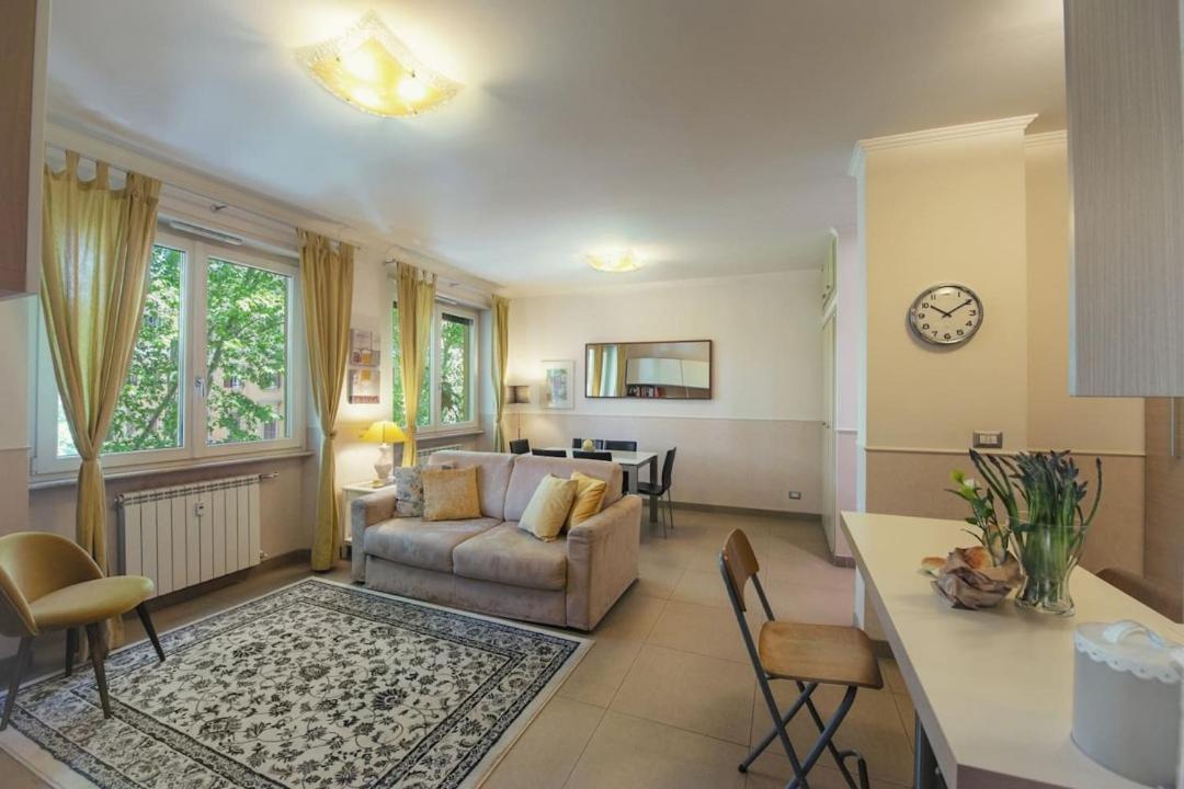 Iflat Sleek Apt In Testaccio Near Ostiense Train Station *