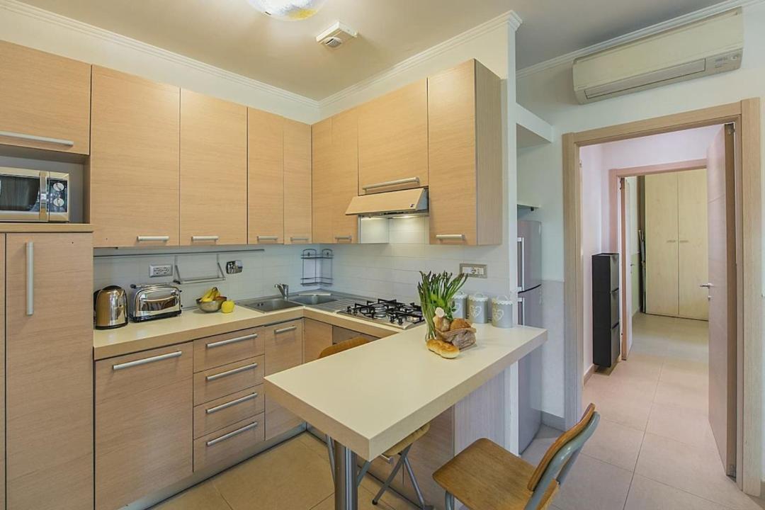 Iflat Sleek Apt In Testaccio Near Ostiense Train Station *