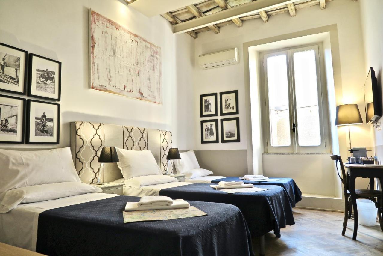 The Bluehostel Roma