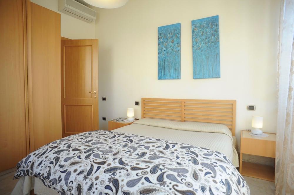 Lux Apartahotel 2*