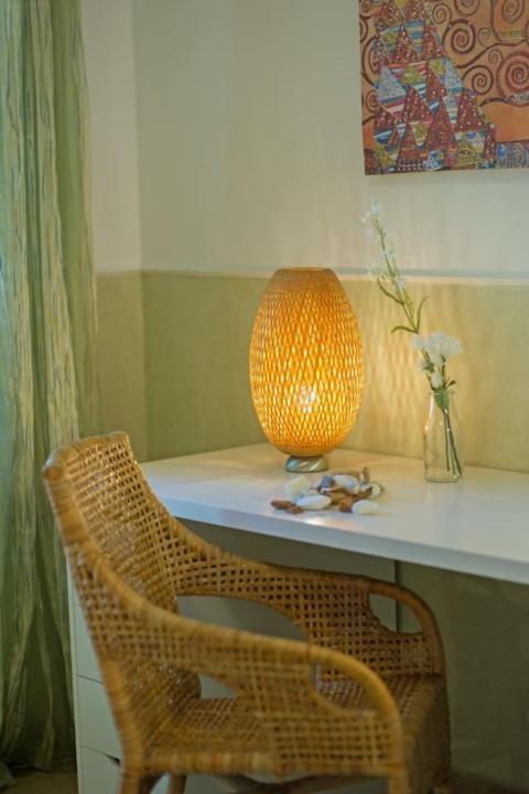 Iflat Sleek Apt In Testaccio Near Ostiense Train Station Rome
