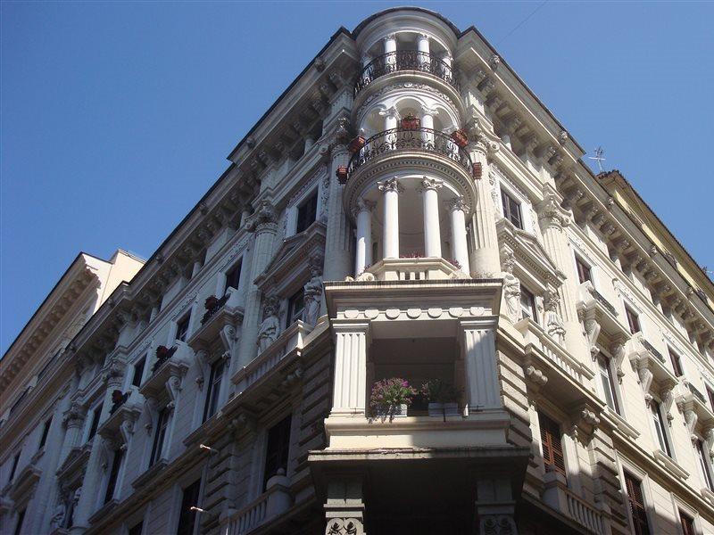 Le Petit Hotel 3*
