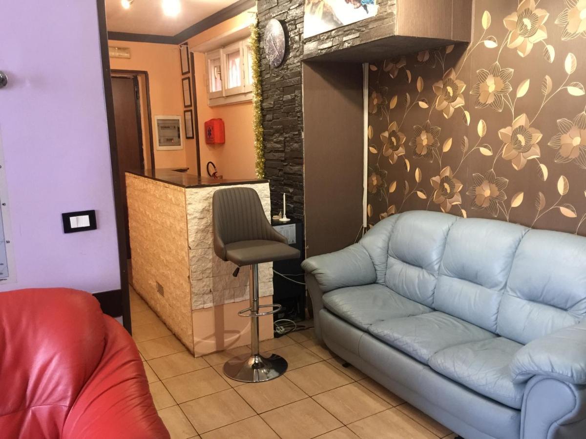 Hostal City