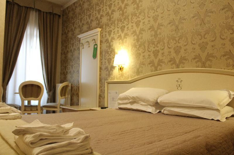 Domus Bocca Di Leone 3*