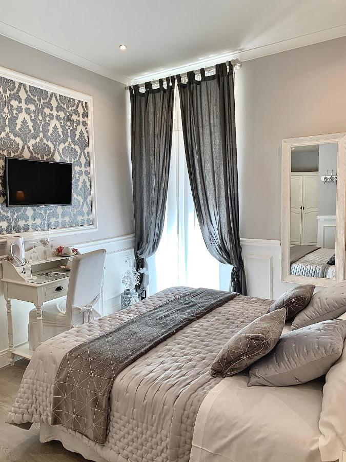 Charme & Chic Roma