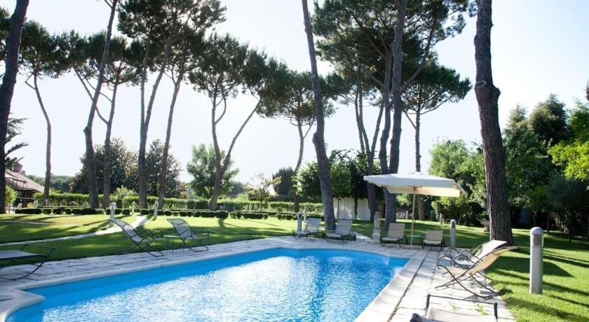 Villa Npp 23 Sleeps 12 Roma