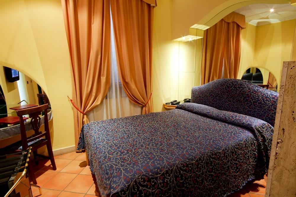 Hotel Canova Roma