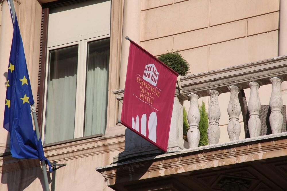 Esposizione Palace 2* Roma