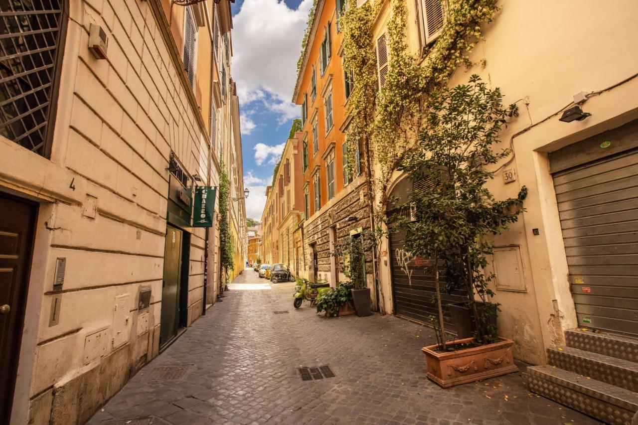 Colonna - Via Del Corso Big Apartamento