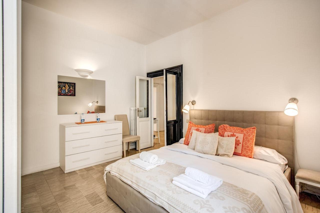 Colonna - Via Del Corso Big Apartamento Roma