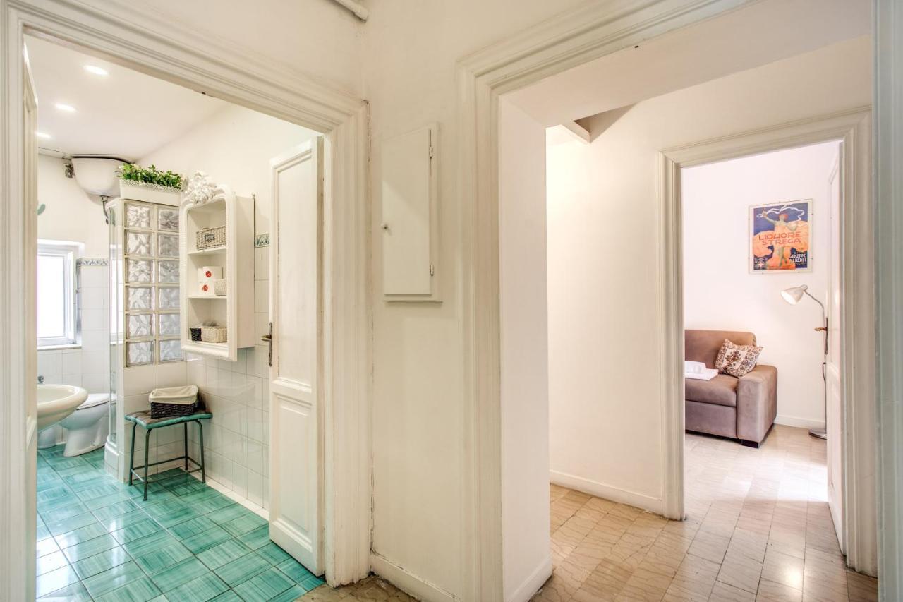 Colonna - Via Del Corso Big Apartamento *