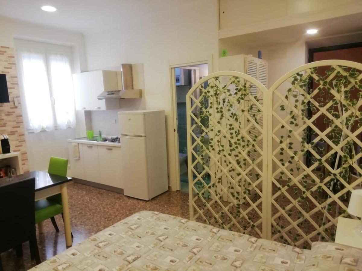 Apartment Urbino 33 *