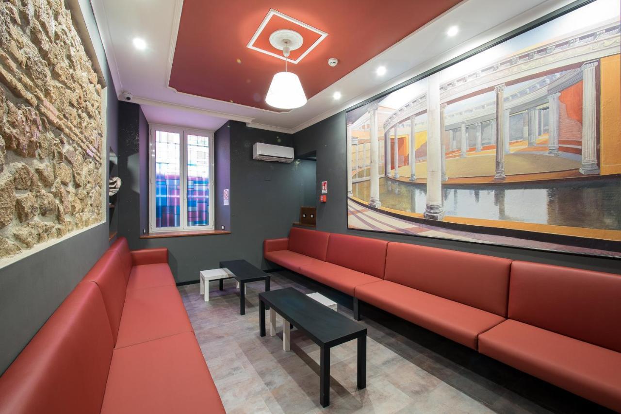 Alessandro Palace & Bar Hostal *