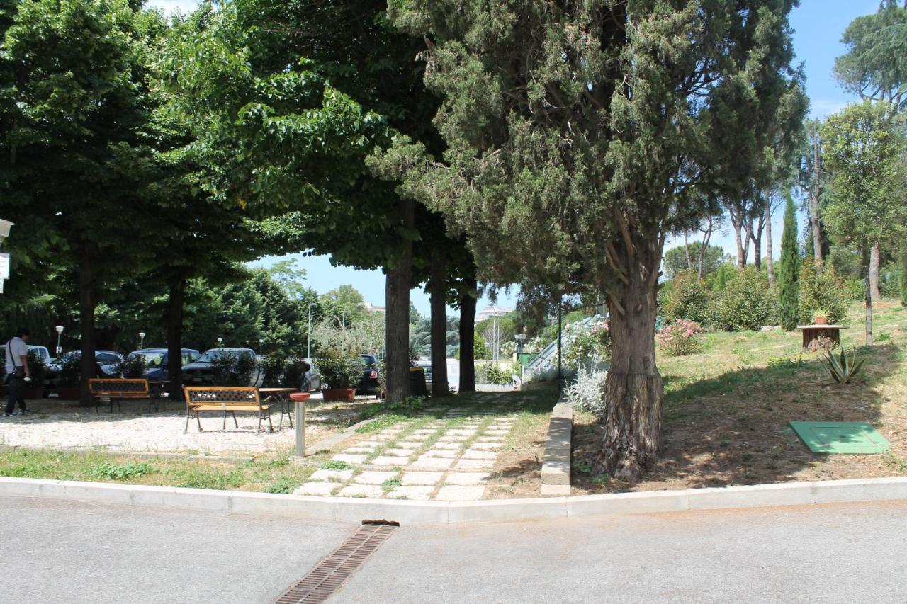 Gjestgiverier Casa Per Ferie San Juan De Avila Roma