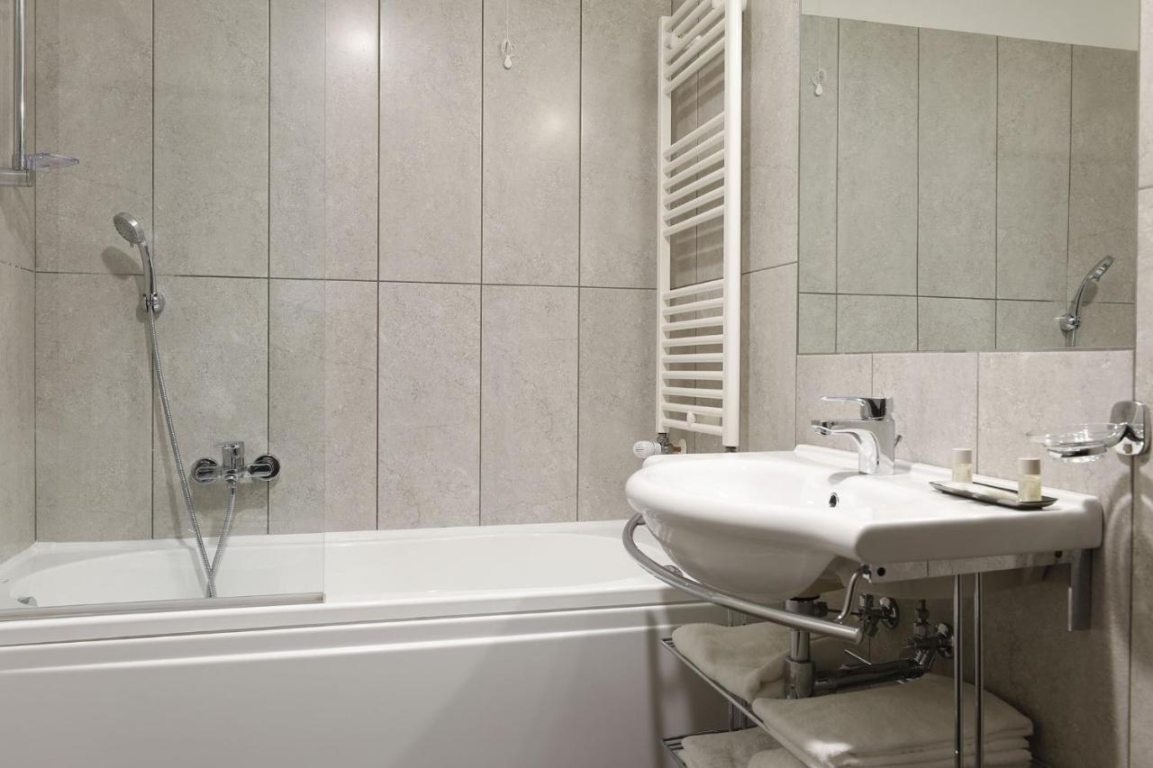 Casa Per Ferie San Juan De Avila Gjestgiverier Roma