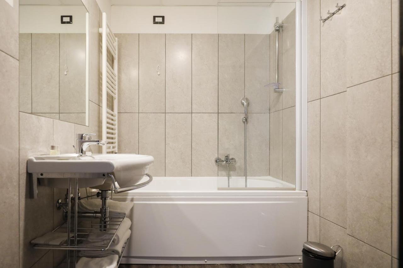 Gjestgiverier Casa Per Ferie San Juan De Avila Roma