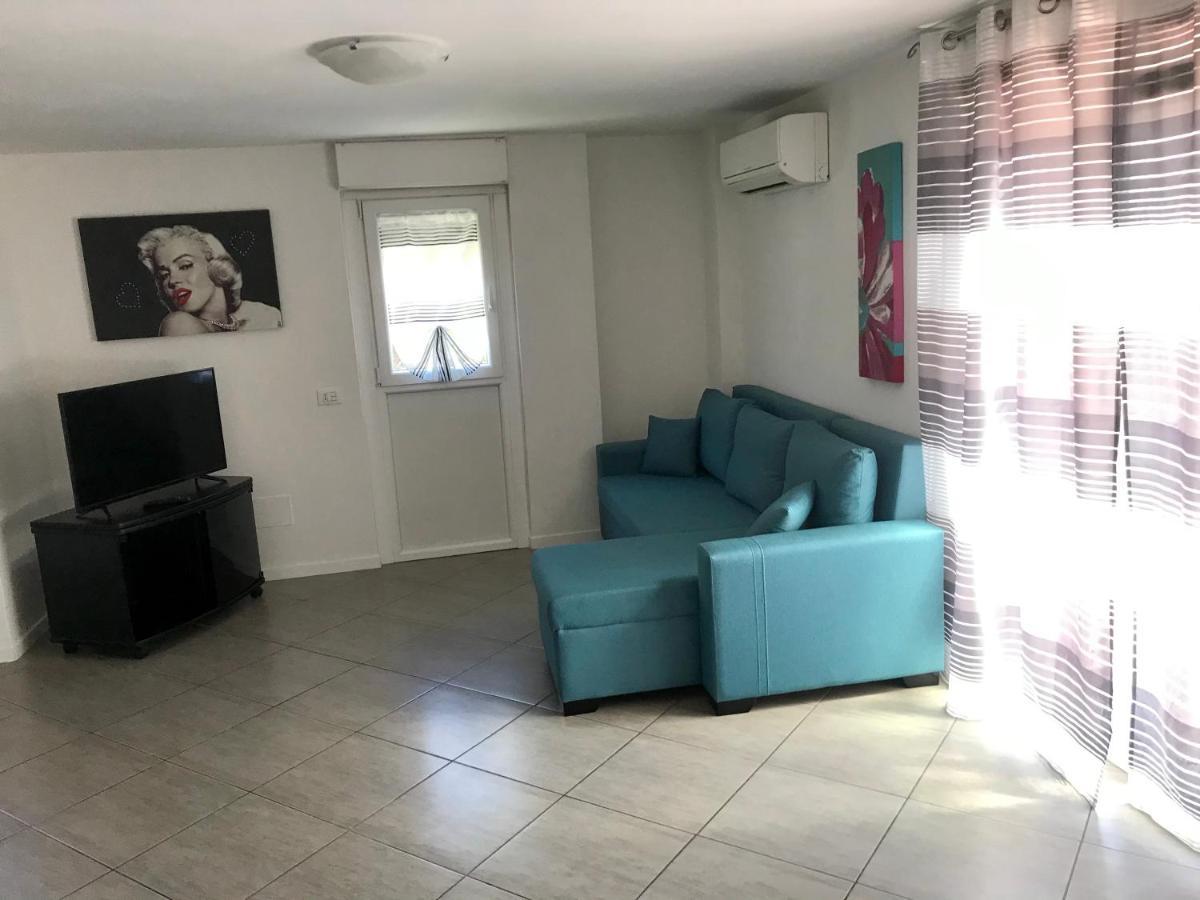 Apartment Aquarius Rom