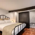 Atrhome - Canova Urban Space