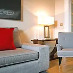 Adamas Luxury Suite 501