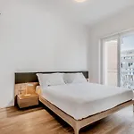 Attico Di Lusso Ed Eleganza Sui Tetti Di Roma