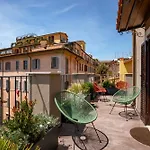 Condotti Belvedere