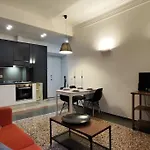 Cozy Apartment Near The Colosseum