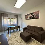 Prella House Roma 50 Mt Da Metro B Jonio