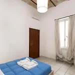 San Pietro Terrace Apartment