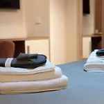 Flat Urban Suites