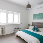 Feelinrome Bed & Breakfast