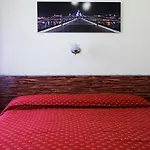Cristina Rooms