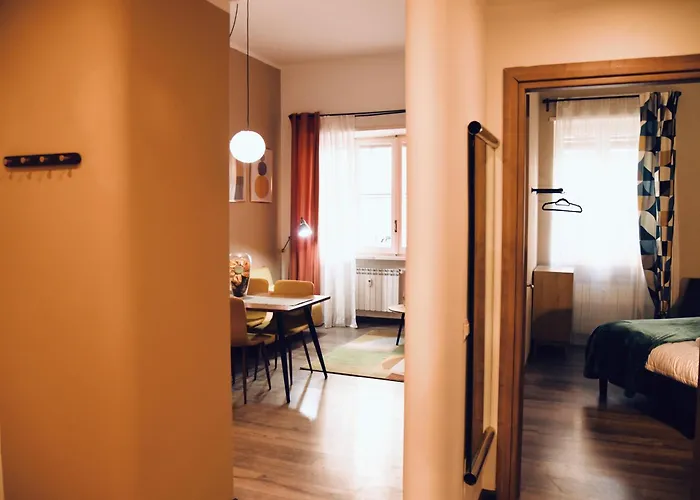 Cozy And Elegant Apartment In Rome