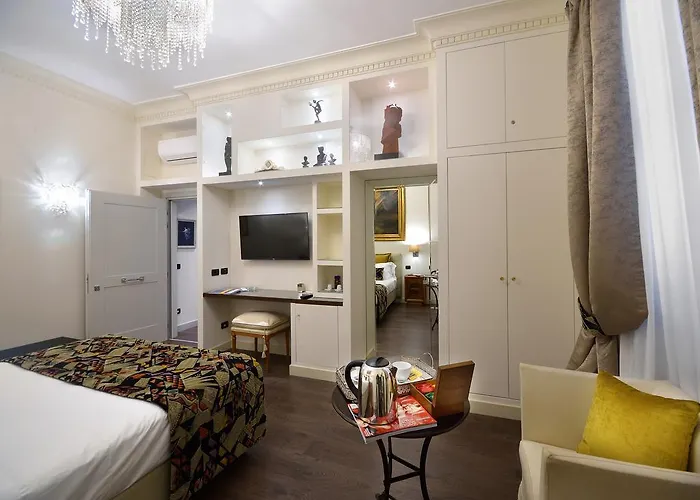 Suites Rome Condotti