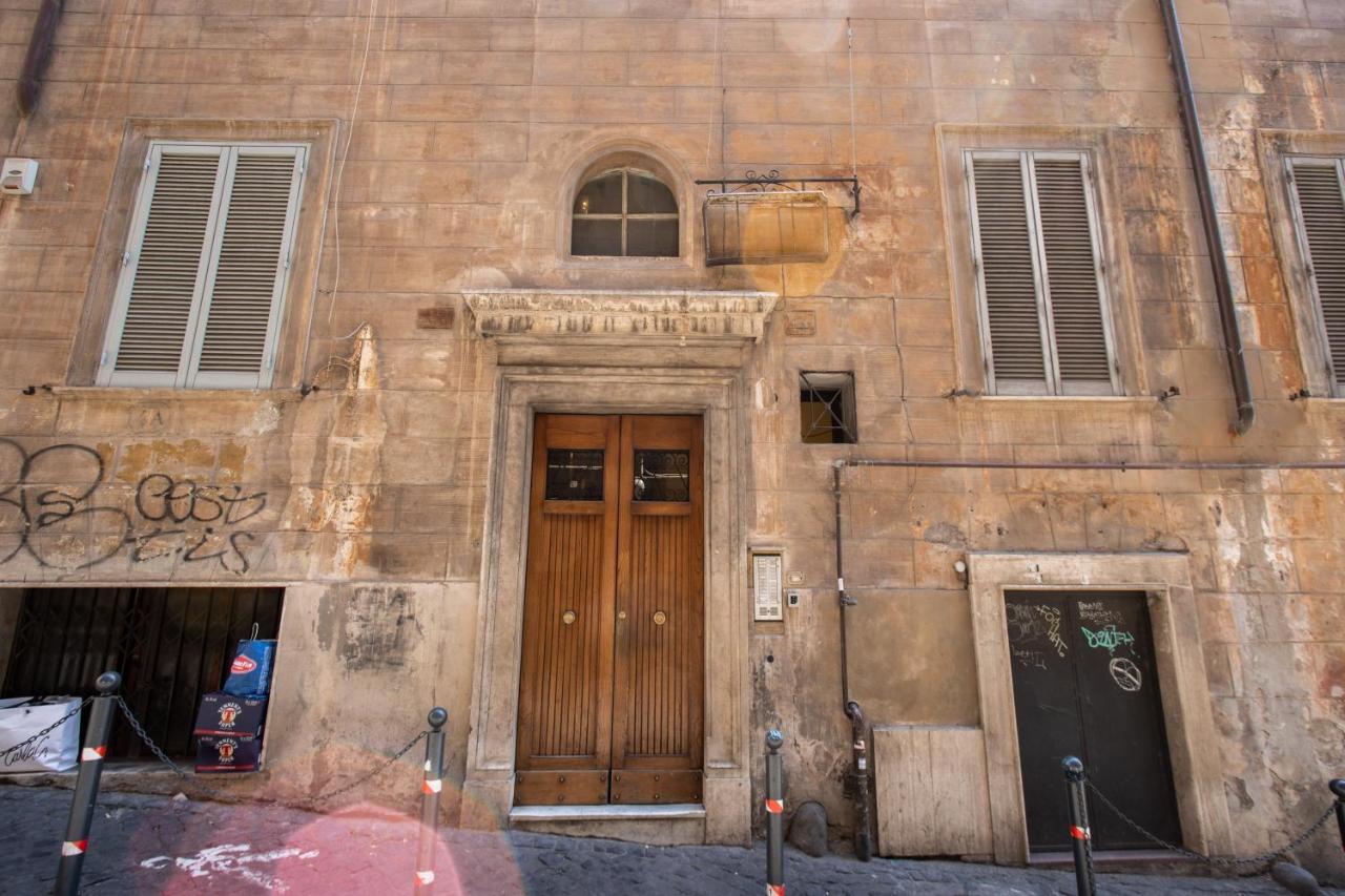 Bernini Near The Trevi Fountain - 4 Bedroom *