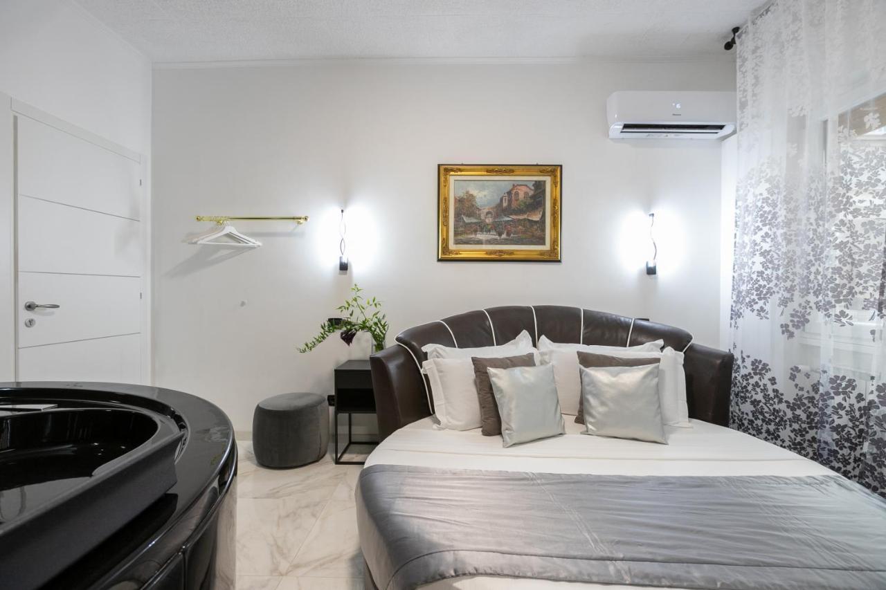 Gregorio Vii Luxury San Damaso Hotel 2*