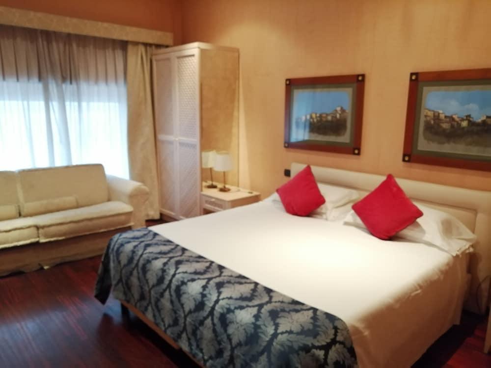 Hotell Colosseo 2*