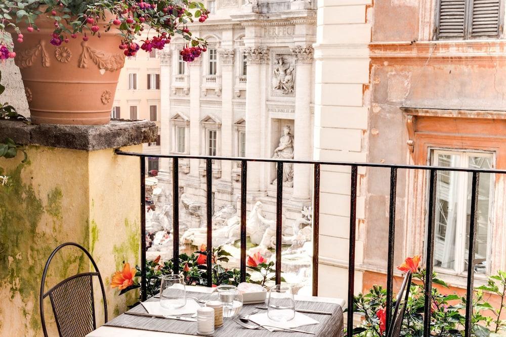 Relais Fontana Di Trevi