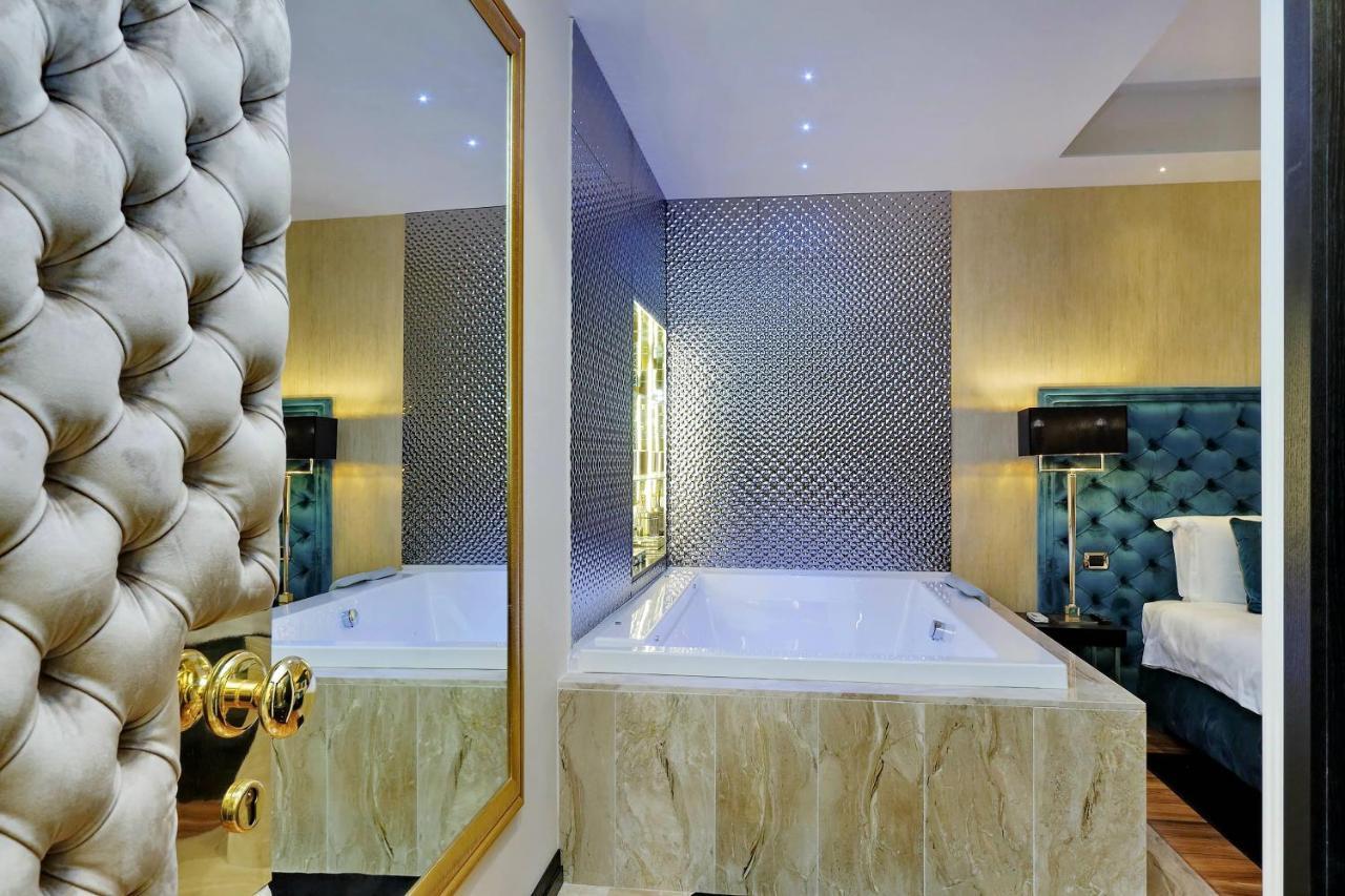 Trevi Diamond Luxury Suites & Jacuzzi * Rom