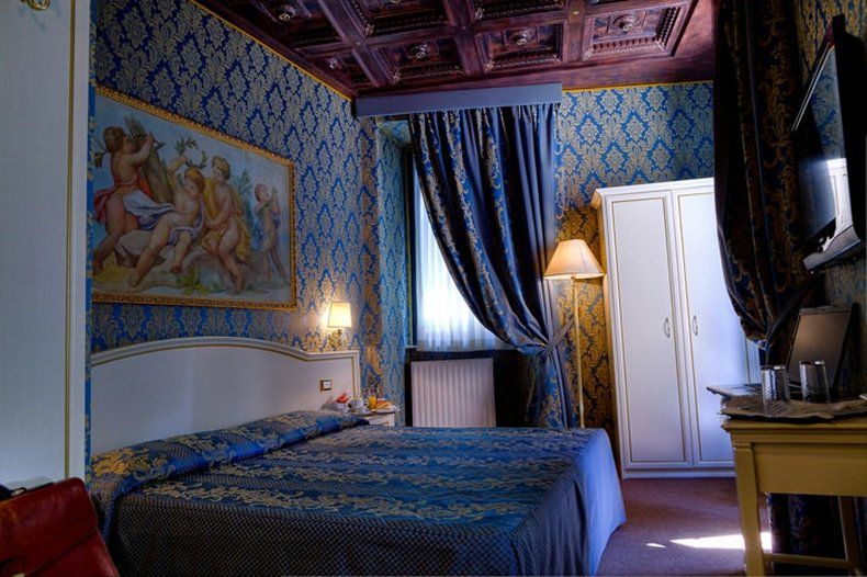 Residenza Canova Tadolini - 4* Roma