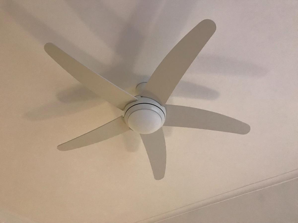 Questa Casa Non è Un Ciu-atr 9390-9