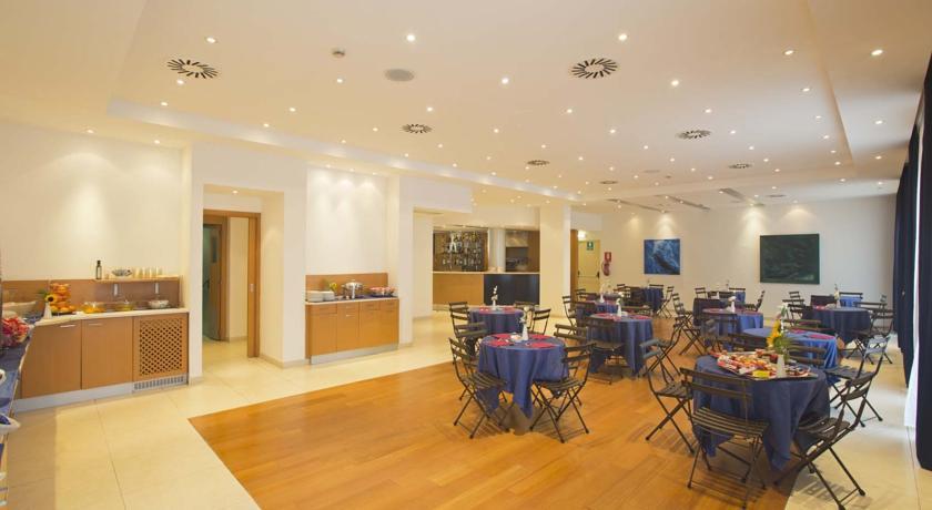 Hotell Gp 4*