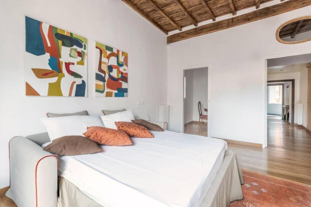 Apartment Luxury Piazza Navona By Varental With Ac Rome