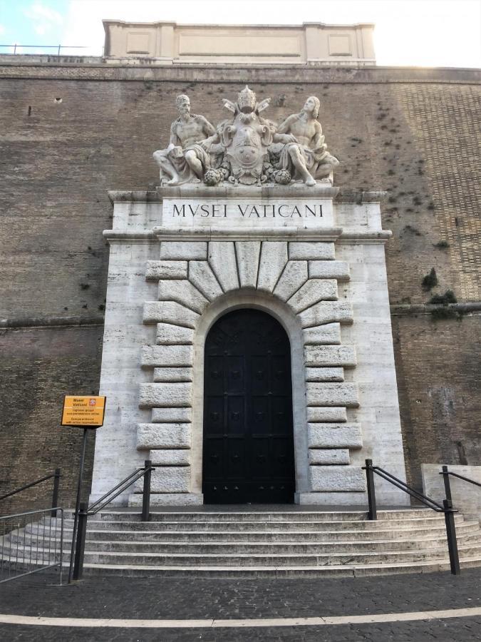 Vatican Sweet House Near Metro Cipro * Rom