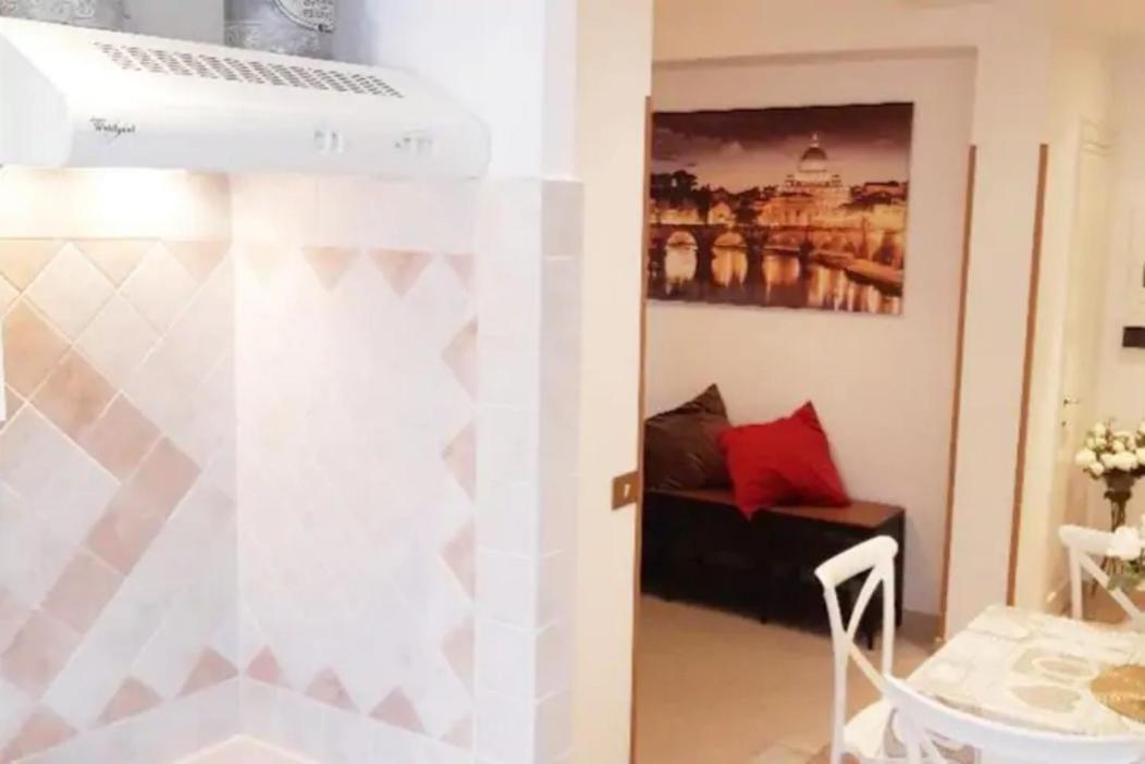 Apartment Vatican Sweet House Near Metro Cipro Rom