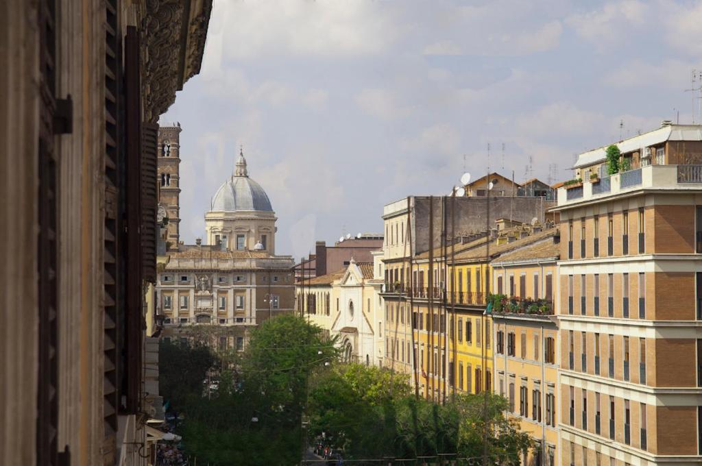 Bed & Breakfast Carlo Alberto House 3*