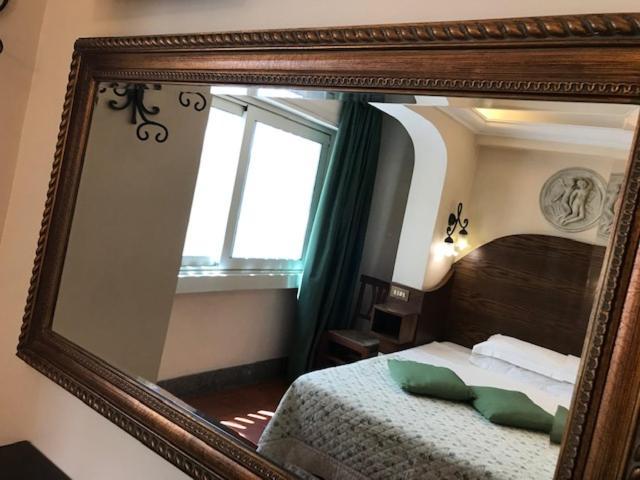 Hotel Okapi *