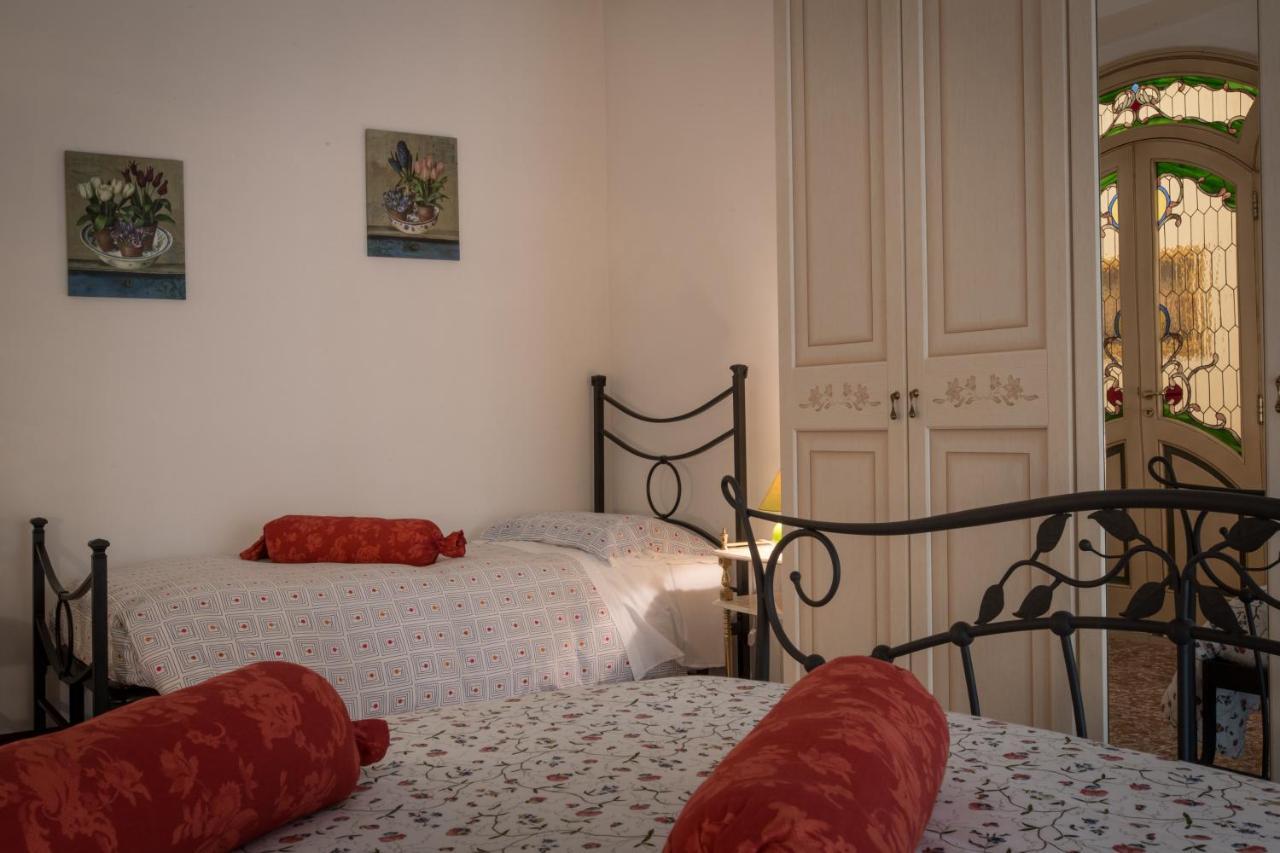 Apartment near VATICAN AND OSPEDALE PEDIATRICO BAMBINO GESÙ GARAGE INCLUDED IN THE PRICE * Roma