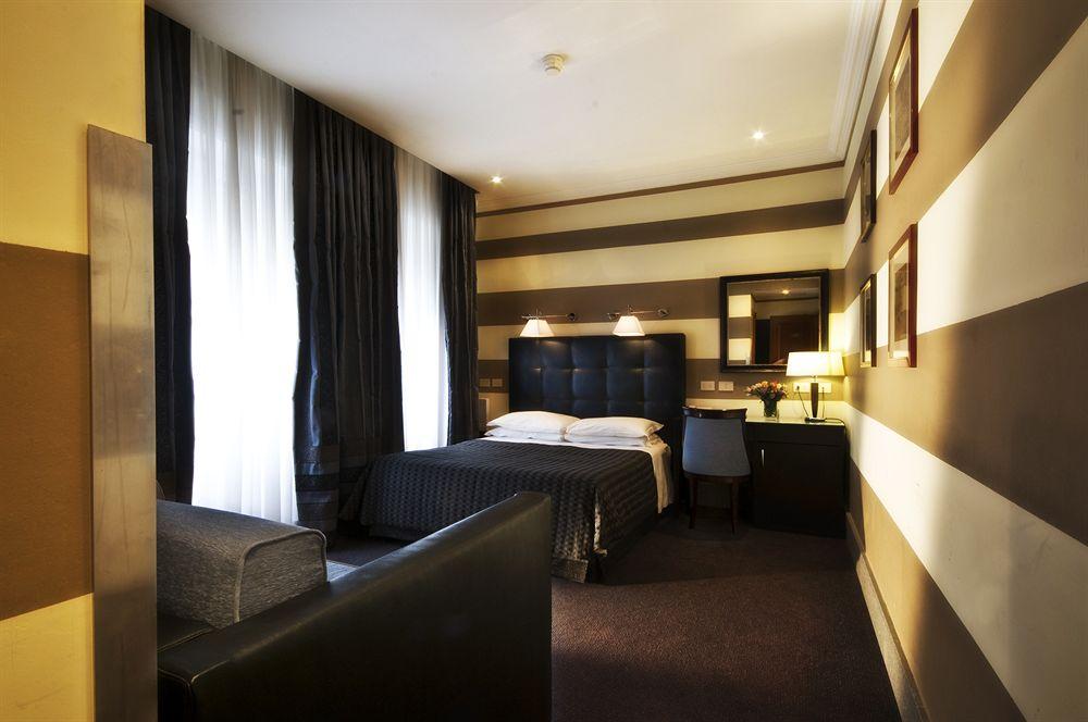 Hotell Panama Garden 4*