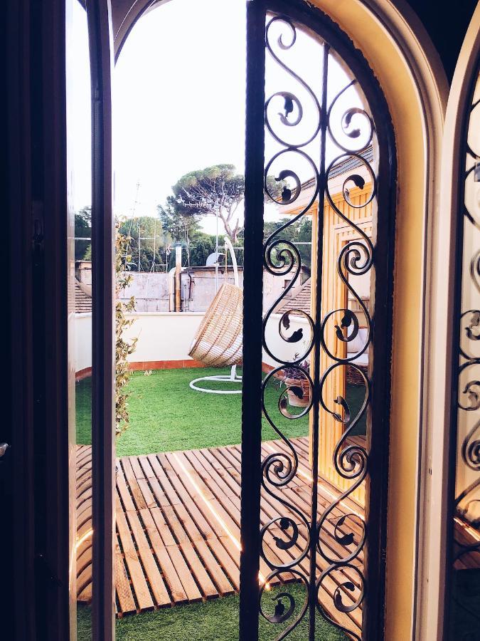 Rooftop Colosseo - D'amore Bed & Breakfast 5*